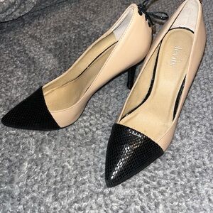 Levity snake skin toe Pointed Heels